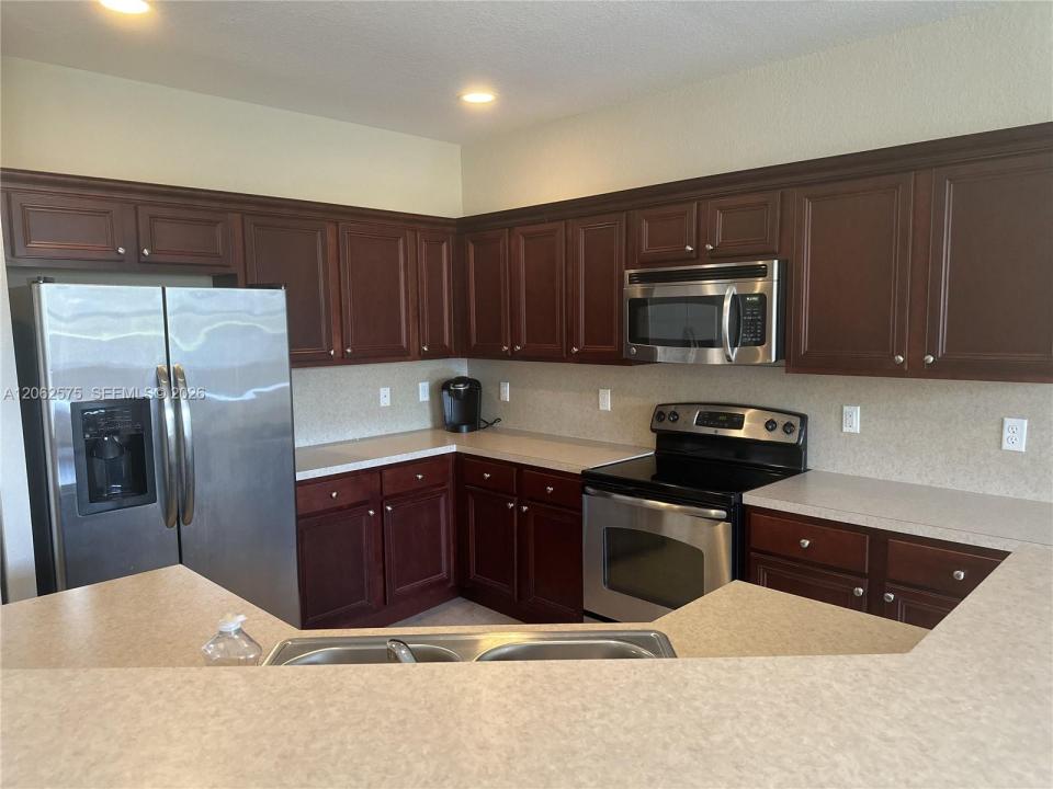 1015 NE 208th St, Miami, Флорида 33179, Соединенные Штаты
