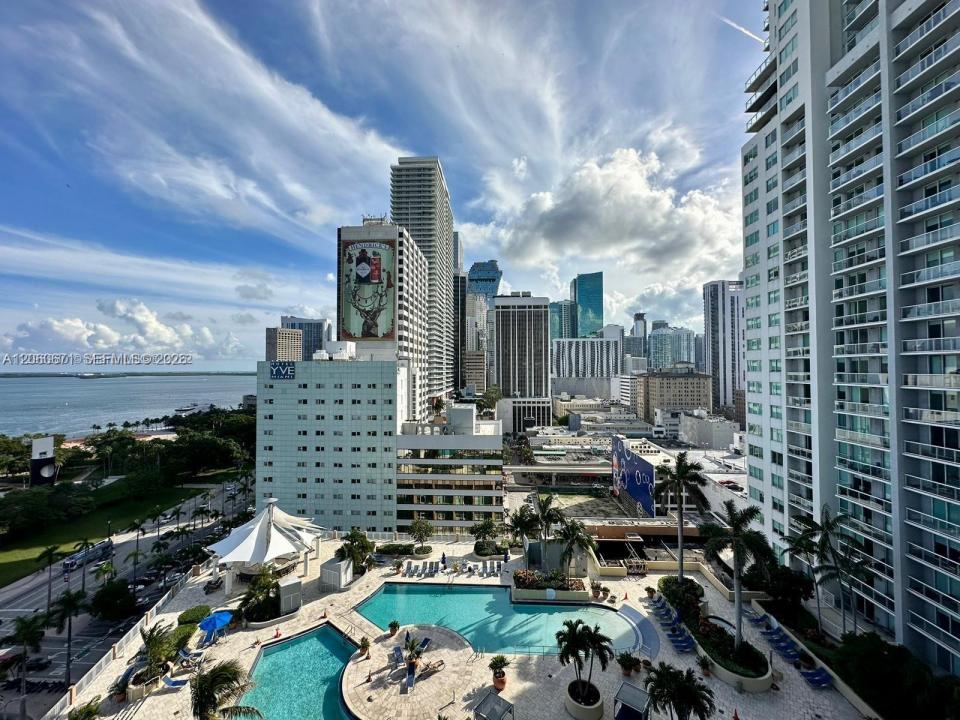 244 Biscayne Blvd 4307, Miami, Florida 33132, USA