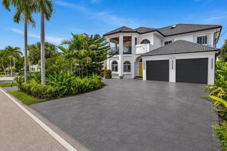 2521 Center Ave, Fort Lauderdale, Florida 33305, USA