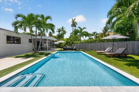 11504 NE 6th Ave, Biscayne Park, Florida 33161, USA