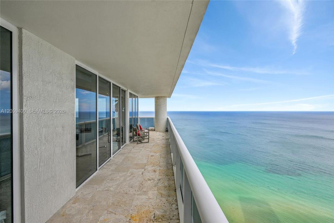1800 S Ocean Dr 4304, Hallandale Beach, Floride 33009, États-Unis