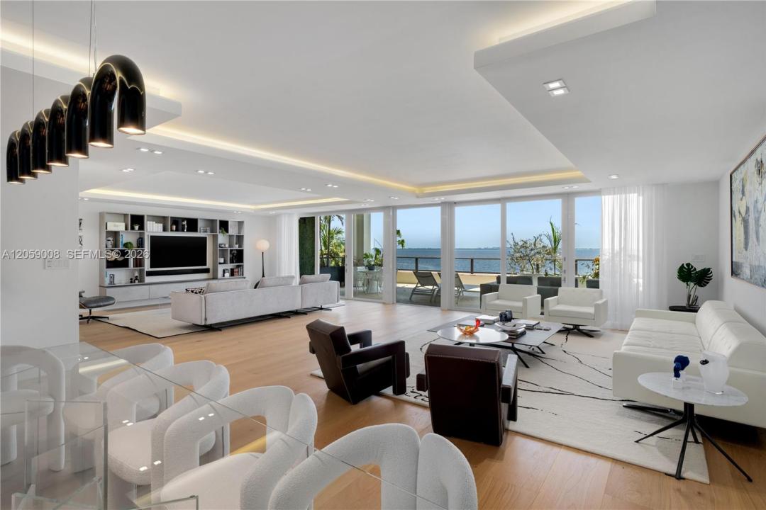3535 Hiawatha Ave 504, Miami, Floride 33133, États-Unis