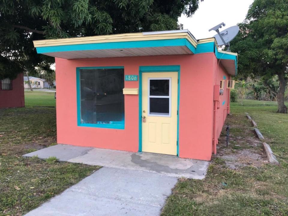 1806 AVENUE D, Fort Pierce, Florida 34950, USA