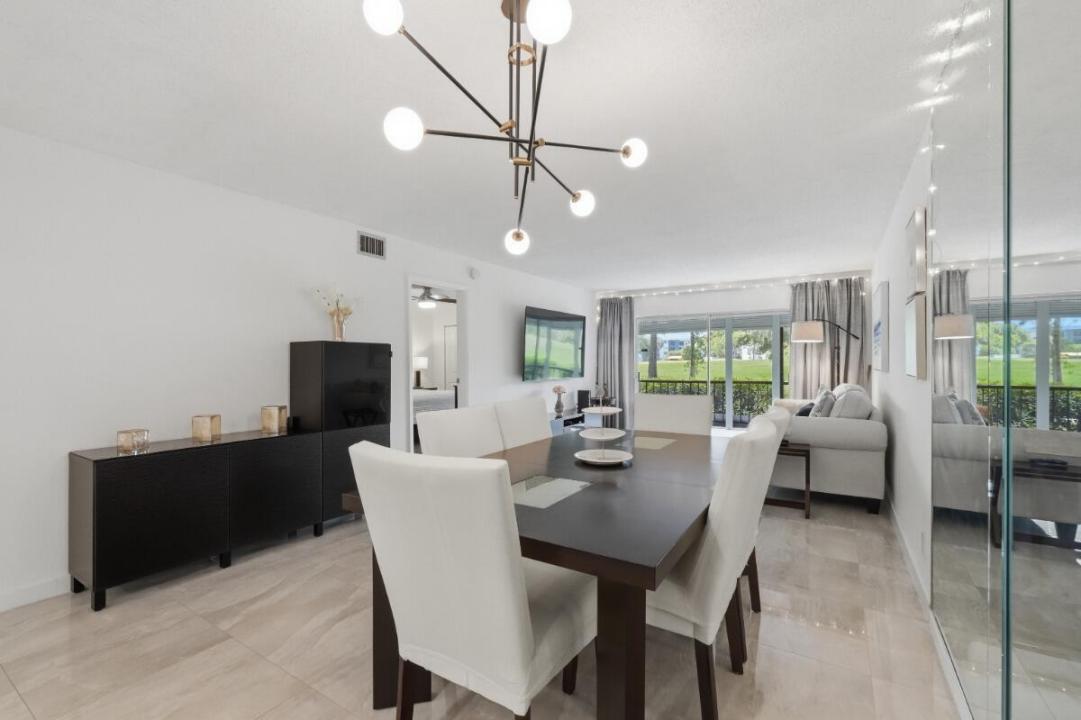 6100 NW 44TH Street 104, Lauderhill, Florida 33319, Stati Uniti