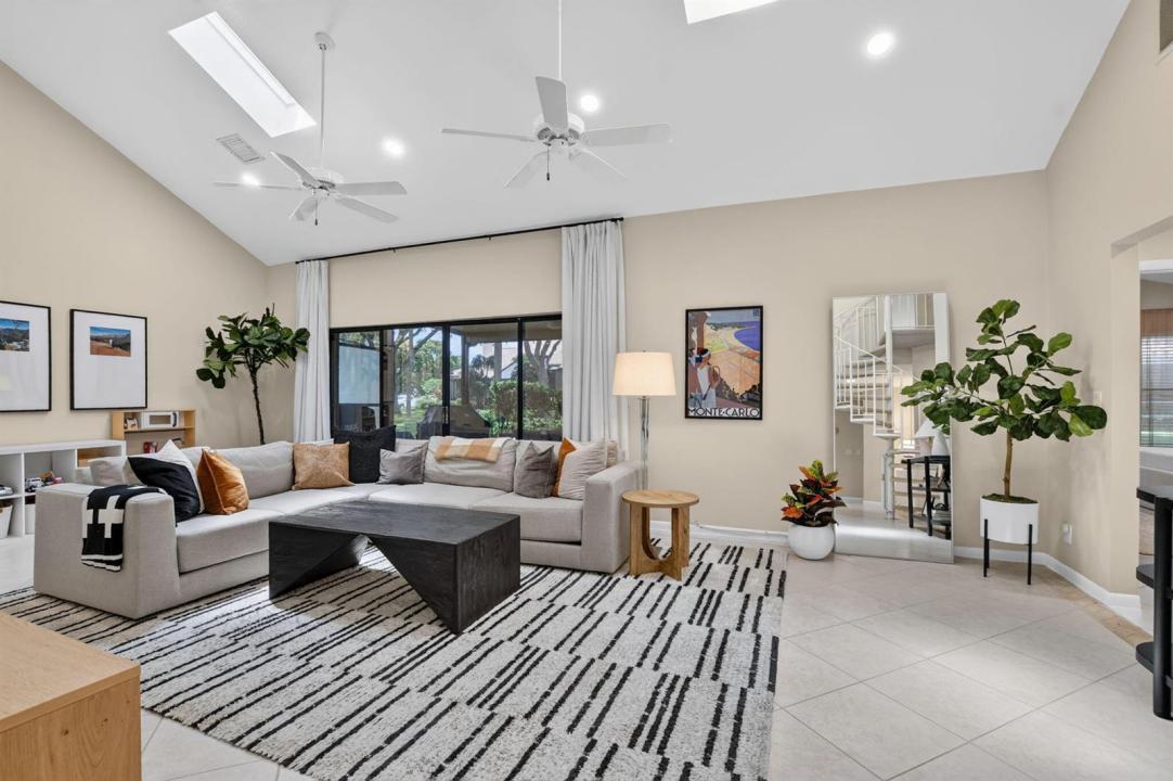 23309 WATER Circle, Boca Raton, Florida 33486, USA