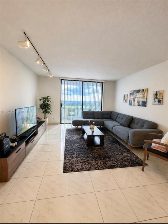 600 Three Islands Blvd 1207, Hallandale Beach, Floride 33009, États-Unis