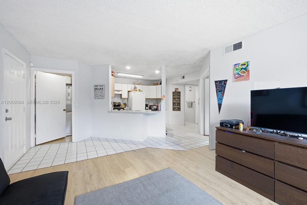 4045 W Mcnab Rd G110, Pompano Beach, Flórida 33069, Estados Unidos