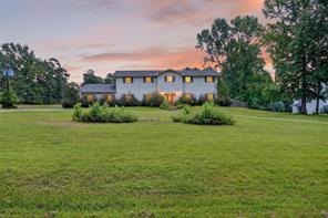 724 Pine Forest Drive, Minden, Louisiana 71055, USA