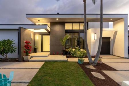 67 Los Robles Dr., Carlsbad, Californie 92008, États-Unis