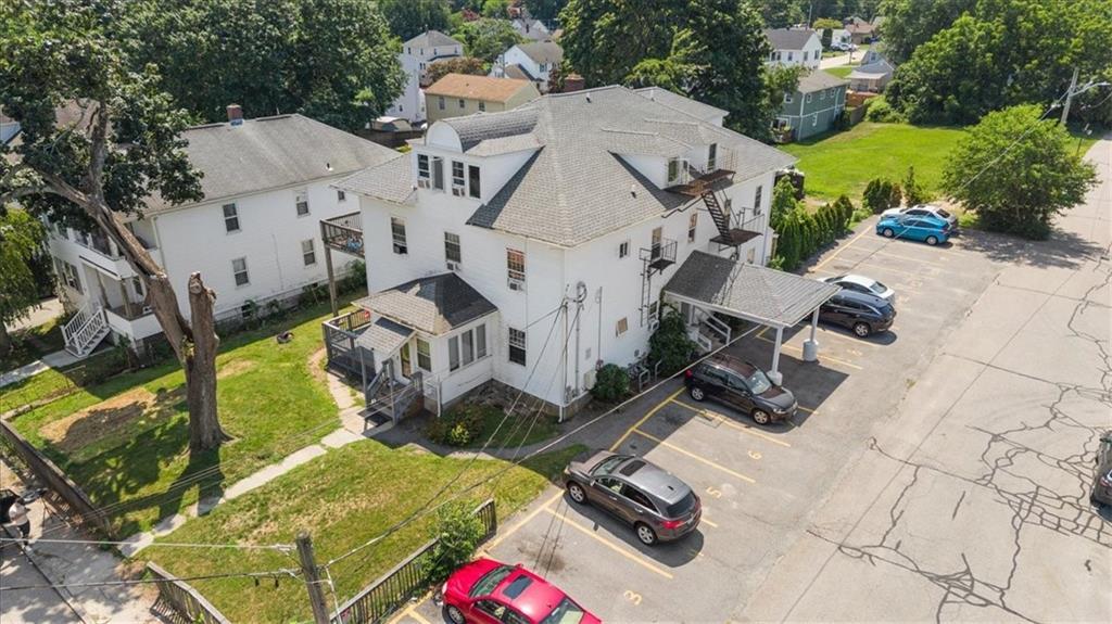 82 Pond Street, West Warwick, Rhode Island 02893, Estados Unidos