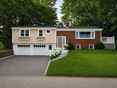 10 Johnnycake Lane, Portsmouth, Rhode Island 02871, USA
