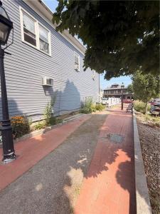 26 Child Street, Warren, Rhode Island 02885, USA