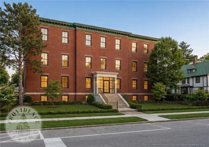 262 Blackstone Boulevard 102, Providence, Rhode Island 02906, USA