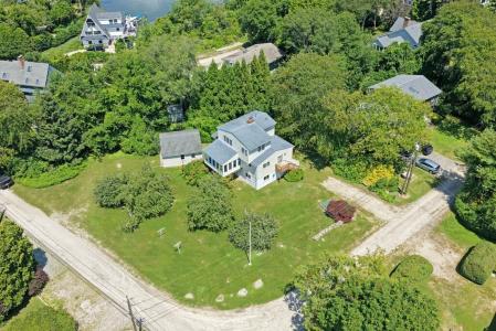 59 Kingfisher Road, South Kingstown, Rhode Island 02879, USA