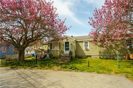 54 Homer Street, Newport, Rhode Island 02840, USA