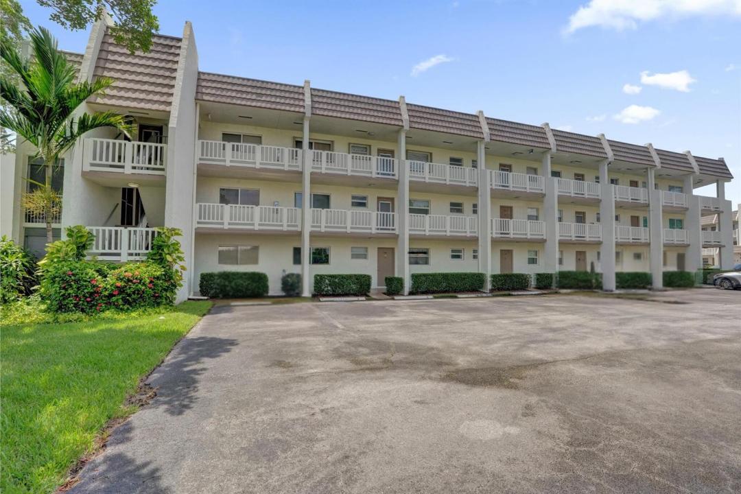 6850 Royal Palm Boulevard 202G, Margate, Floride 33063, États-Unis