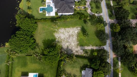 7807 Steeplechase Drive, Palm Beach Gardens, Florida 33418