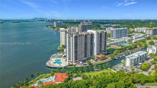 1800 NE 114th St 1508, Miami, Florida 33181, USA
