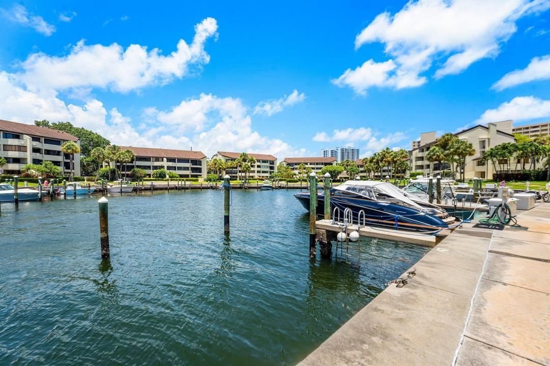 1125 E Marine E Way J3l, North Palm Beach, פלורידה 33408, ארצות הברית של אמריקה