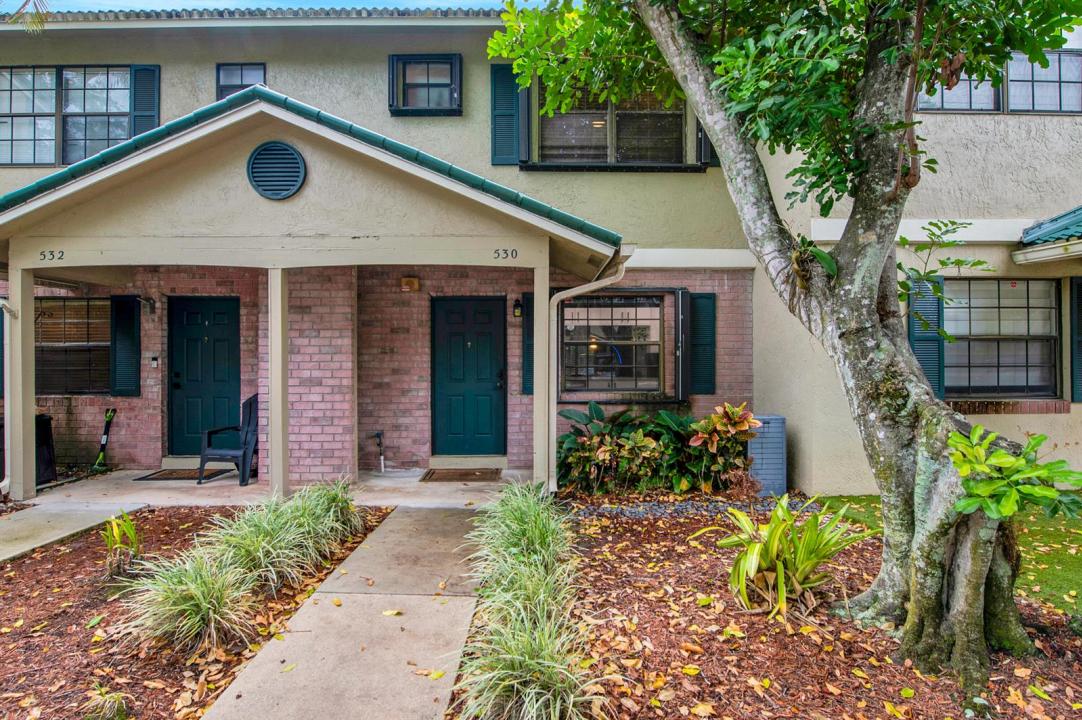 530 WESTREE Lane 530, Plantation, Floride 33324, États-Unis