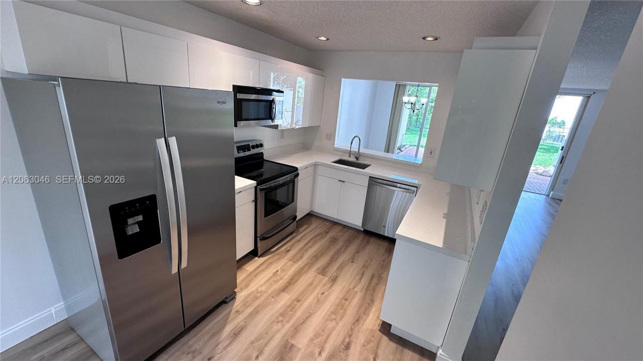9781 NW 45 Ln, Doral, Floride 33178, États-Unis