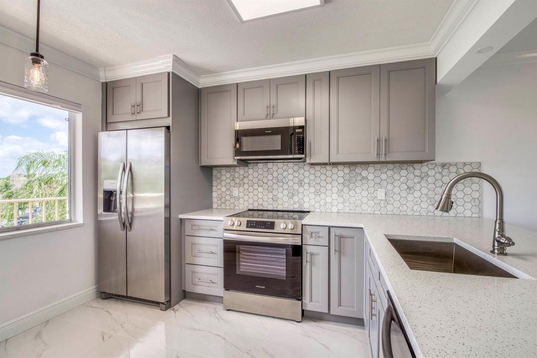 6795 Huntington Lane 406, Delray Beach, Floryda 33446, USA