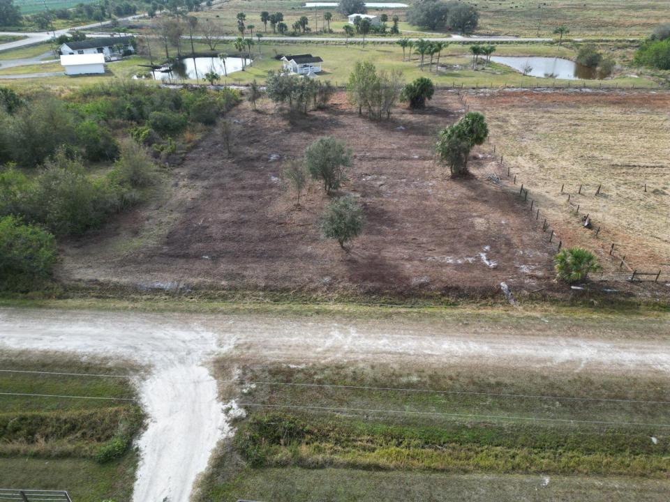 14510 NW 242ND Street, Okeechobee, Floride 34972, États-Unis
