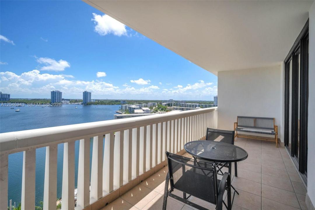 1000 W Island Blvd 1206, Aventura, Флорида 33160, Соединенные Штаты