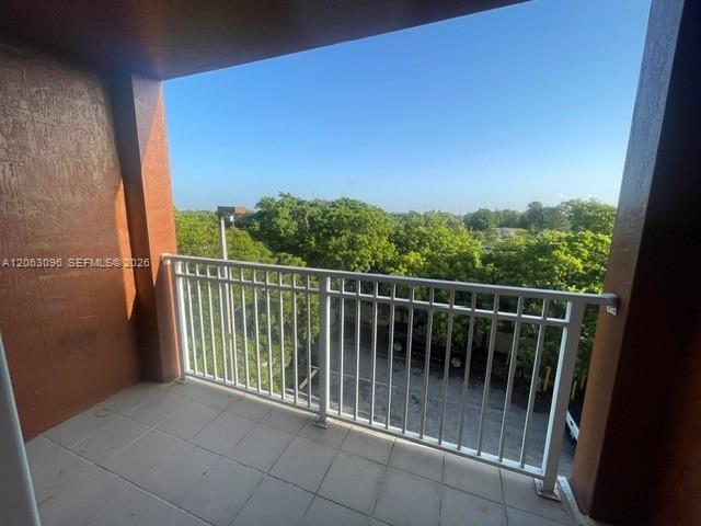6315 SW 8th St 401, Miami, Florida 33144, Stati Uniti