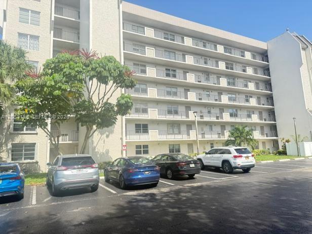 3100 W Rolling Hills Cir 101, Davie, Florida 33328, Stati Uniti