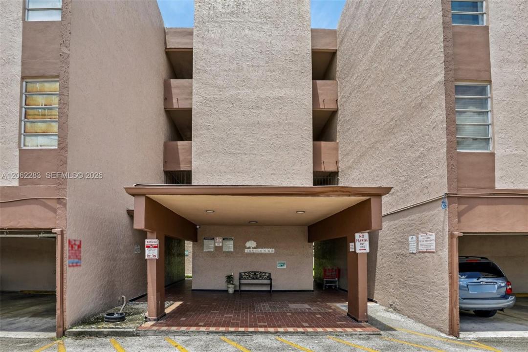 1900 W 68th St B203, Hialeah, Flórida 33014, Estados Unidos