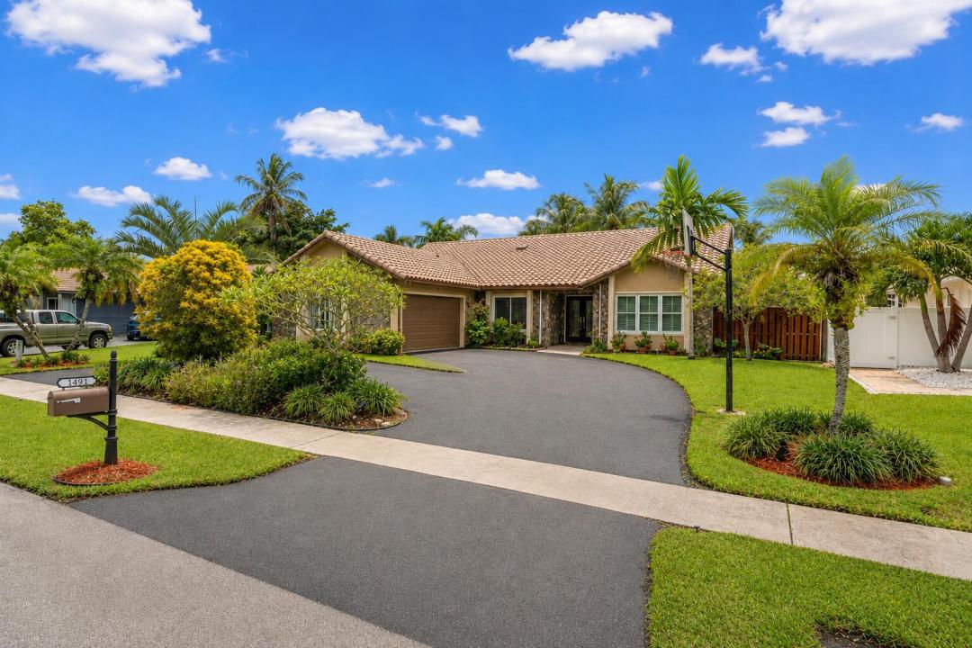 1491 NW 99TH Avenue, Plantation, Floride 33322, États-Unis