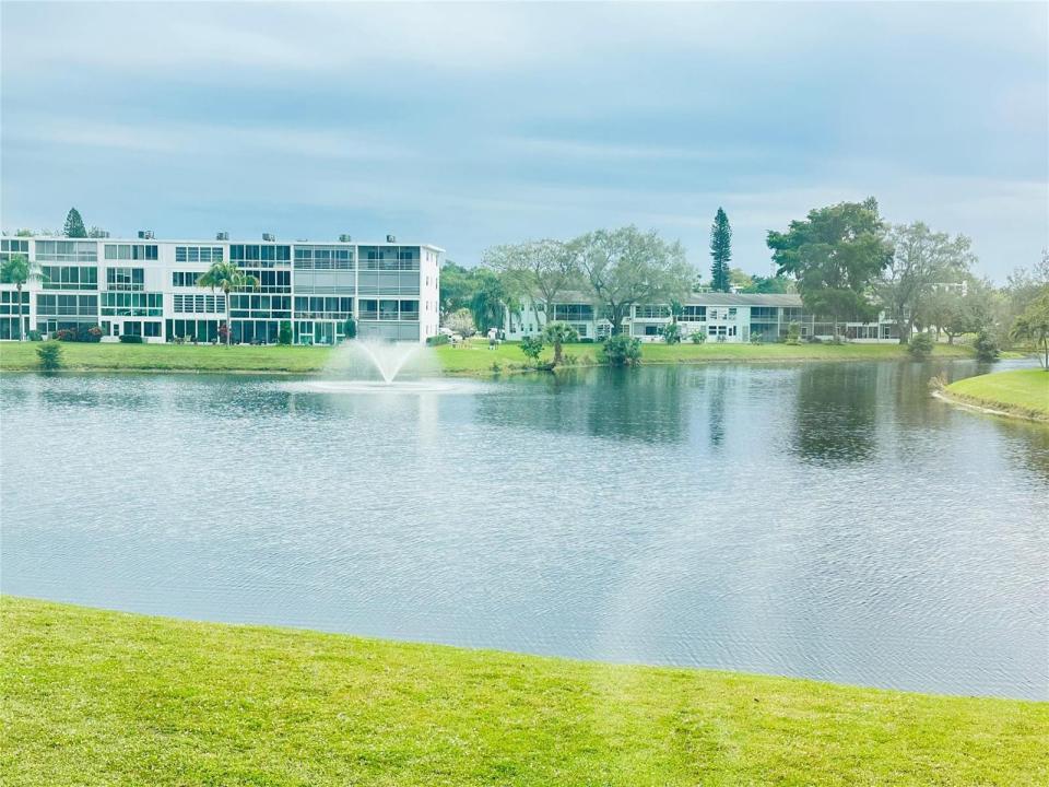 2007 Islewood D, Deerfield Beach, Floride 33442, États-Unis