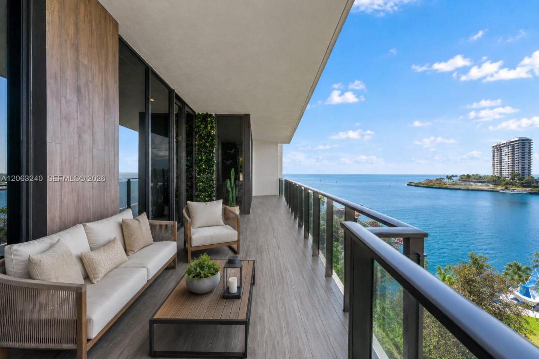3581 E Glencoe St 505, Miami, Florida 33133, Stati Uniti