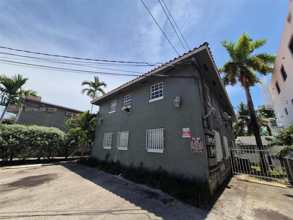 1366 SW 4th St 3, Miami, Floride 33135, États-Unis