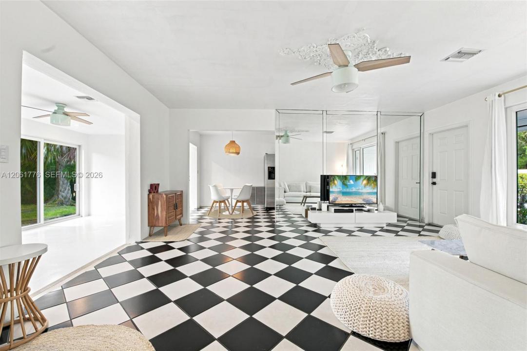 3497 NE 20th Ave, Oakland Park, Floride 33306, États-Unis