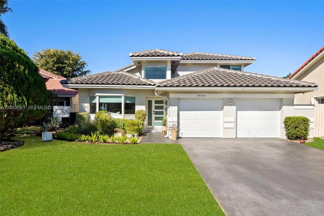 18146 NW 61st Pl, Hialeah, Floride 33015, États-Unis