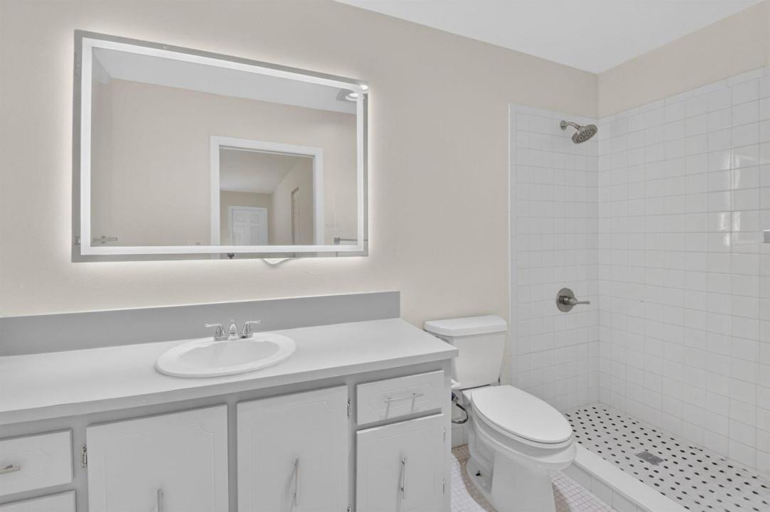 5073 LAKEFRONT Boulevard C, Delray Beach, Florida 33484, Stati Uniti