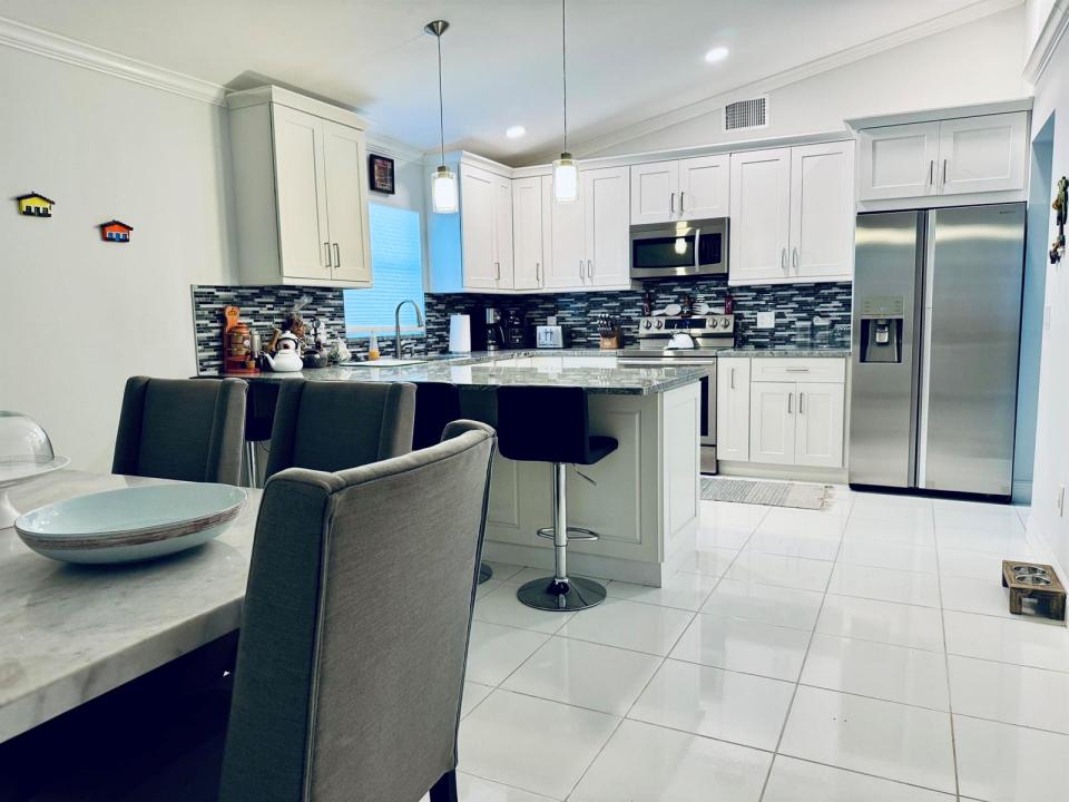 18798 Caspian Circle, Boca Raton, Floryda 33496, USA