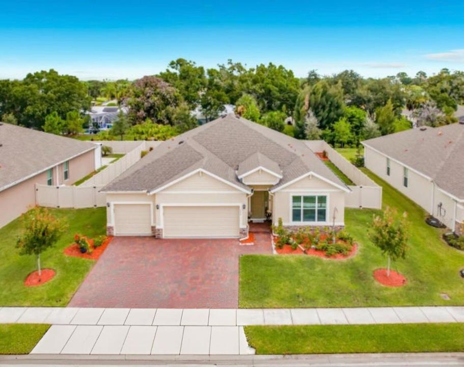 111 52ND Square, Vero Beach, Floryda 32968, USA