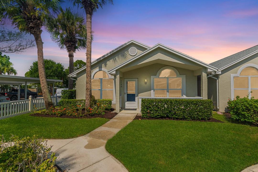 1149 NW Lombardy Drive, Port St. Lucie, Floride 34986, États-Unis