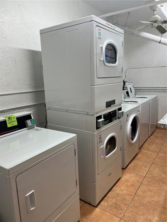 8305 SW 72nd Ave 109A, Miami, Floride 33143, États-Unis