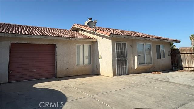 S H, Bakersfield, Kaliforniya 93304, Amerika Birleşik Devletleri