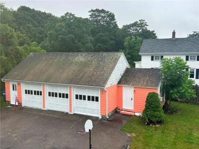 2 Hobart Street, Westerly, Rhode Island 02891, USA