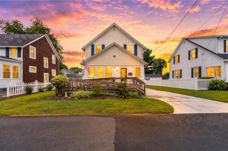 34 Kent Avenue, East Providence, Rhode Island 02914, USA