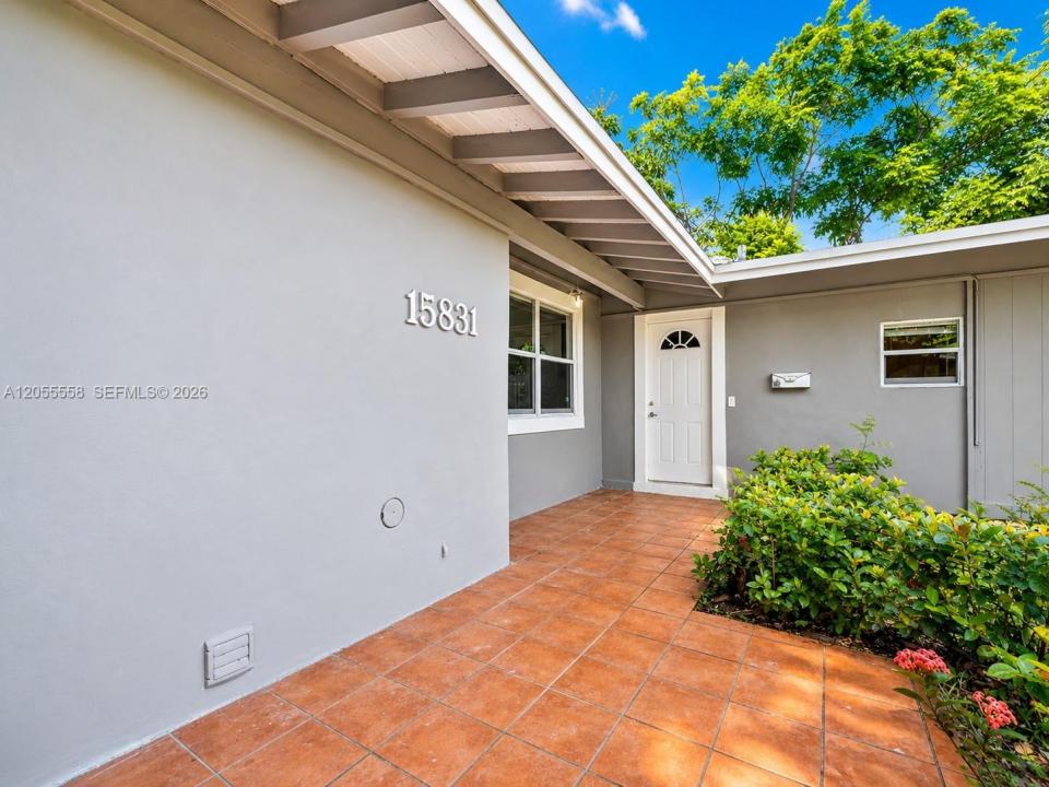 15831 Palmetto Club Dr, Miami, Floride 33157, États-Unis