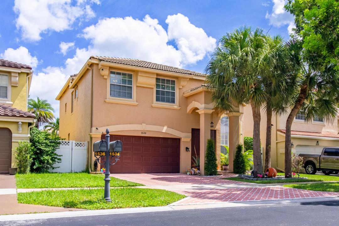 1534 Running Oak Lane, Royal Palm Beach, Floride 33411, États-Unis