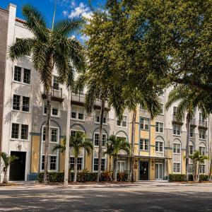 533 NE 3rd Ave 320, Fort Lauderdale, Florida 33301, USA