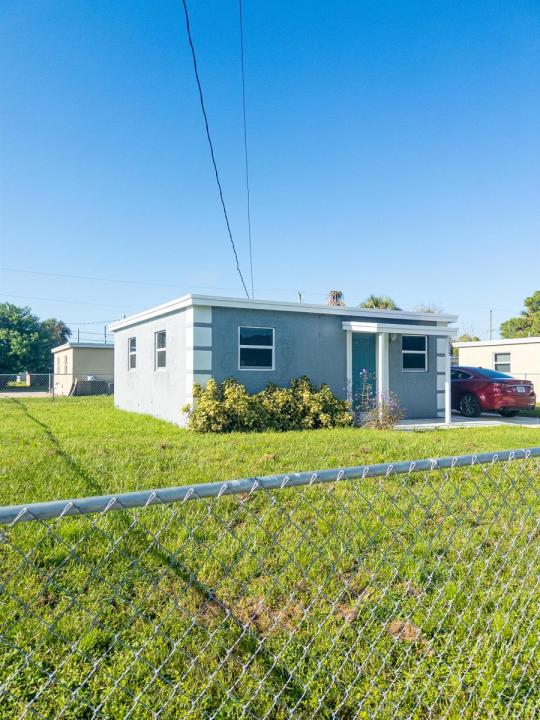 2505 AVENUE L, Fort Pierce, Floride 34947, États-Unis