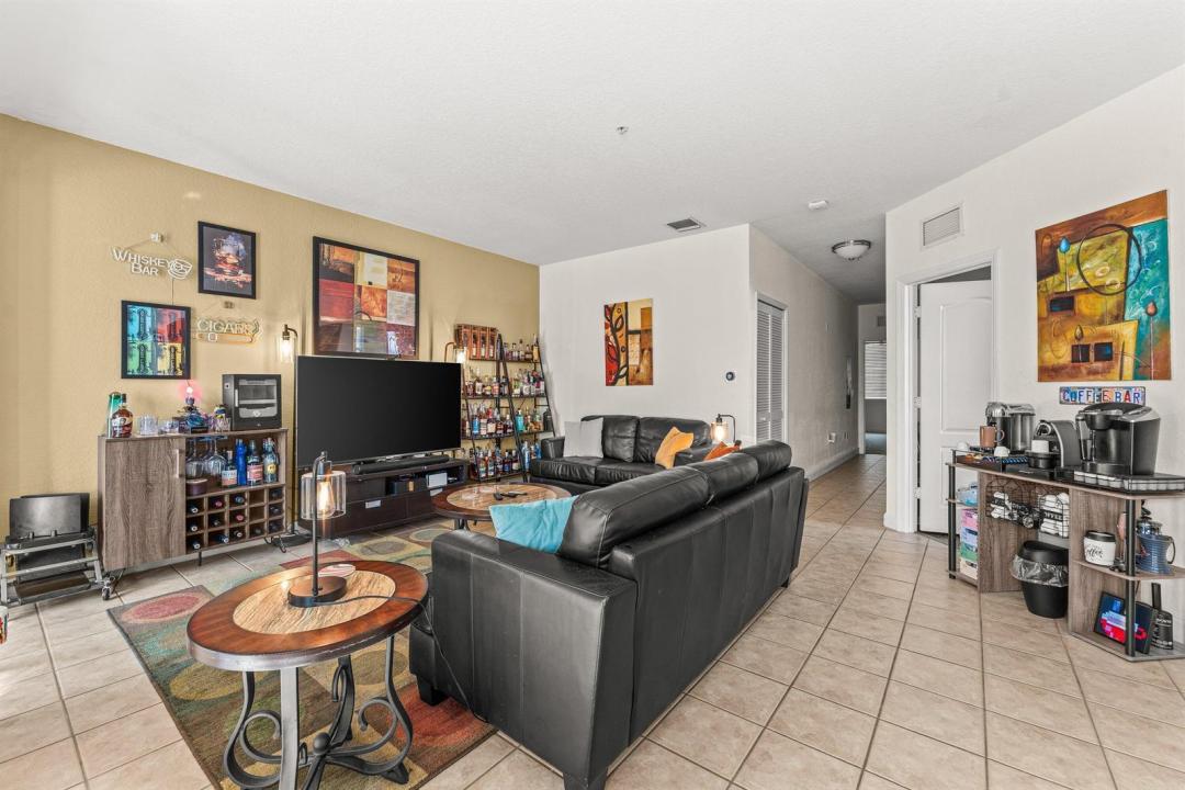 1012 Shoma Drive, Royal Palm Beach, Floride 33414, États-Unis